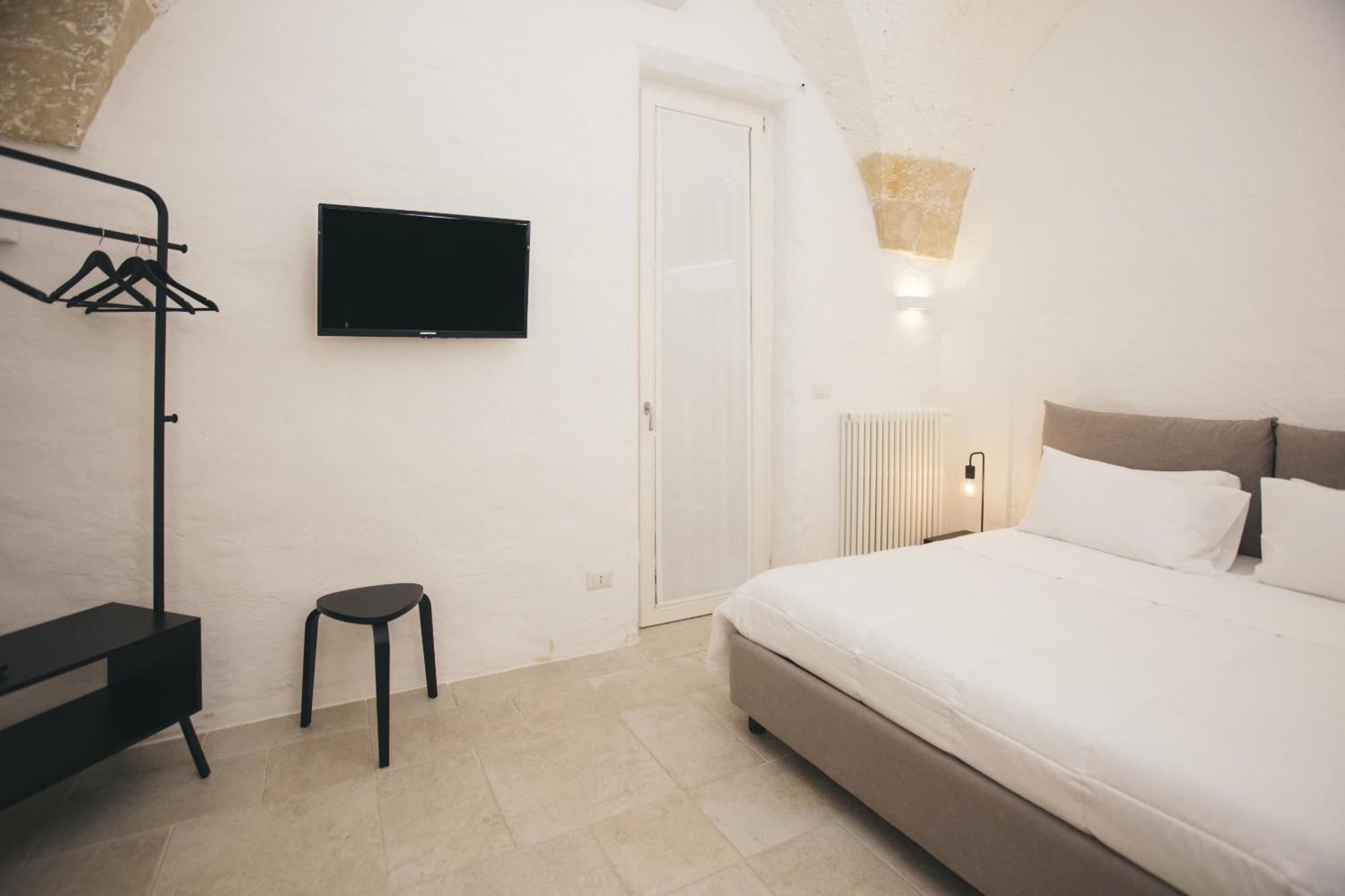 Mediterranee Suite Лечче Екстер'єр фото