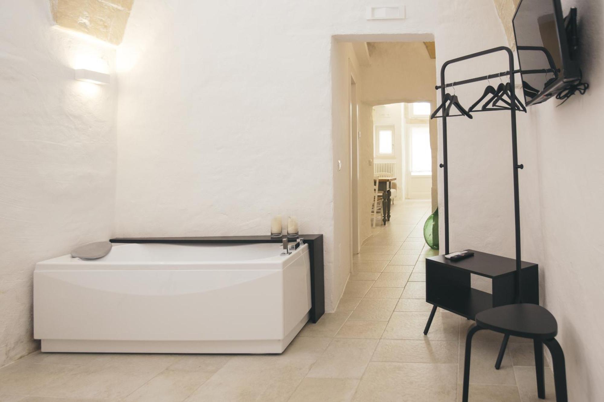 Mediterranee Suite Лечче Екстер'єр фото